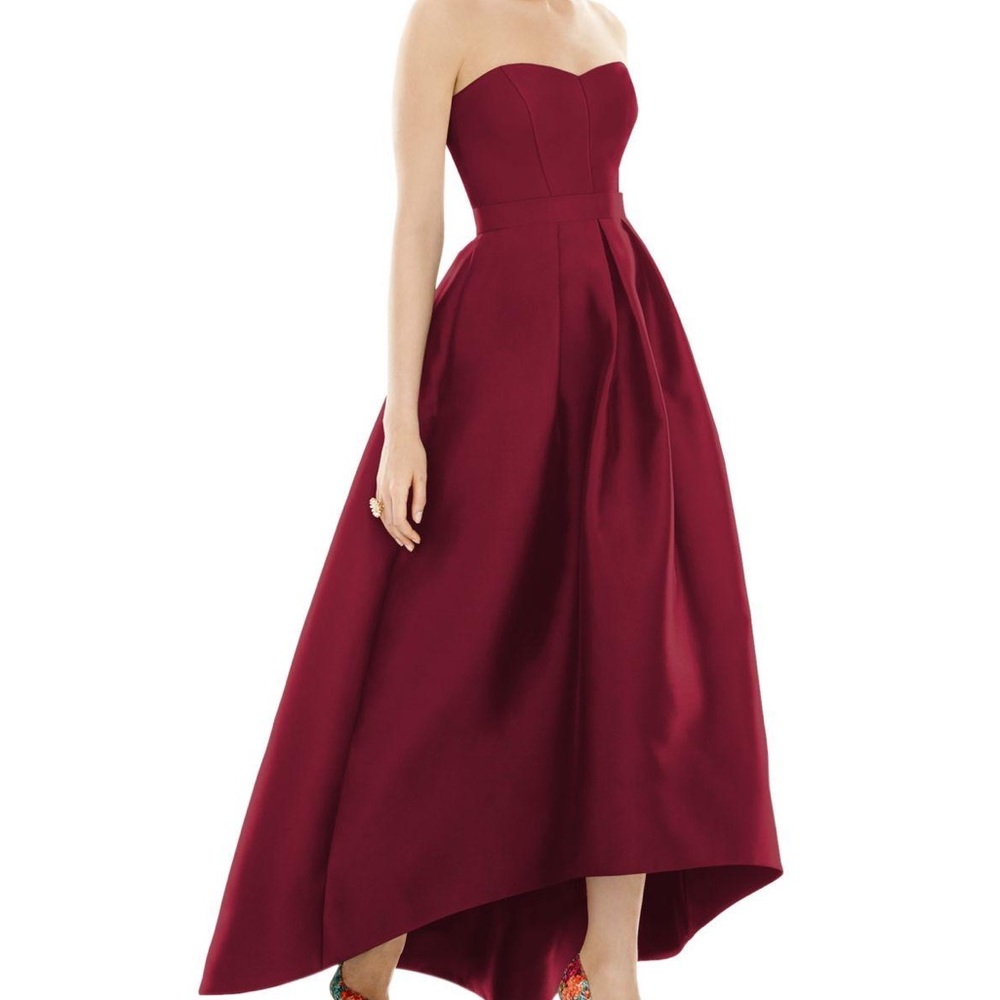ALFRED SUNG Strapless High-Low Ball Gown in Burgundy